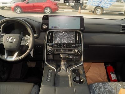 2025 Lexus LX 600 3.5 litre V6 Engine Beige Grey SUV GCC Specs