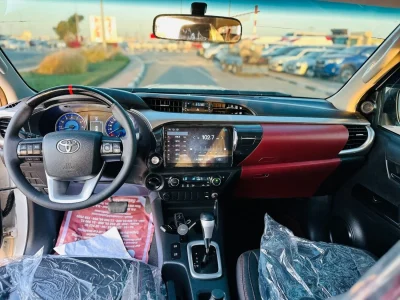 2016 Toyota Hilux GLX 2.7L Double Cab Utility M/T Red White GCC Specs