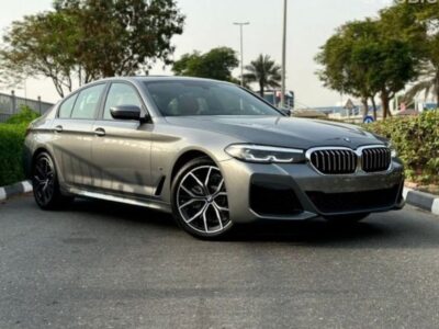 2024 BMW BMW B5 4.4L Twin-Turbocharged V8 Grey Brown Sedan