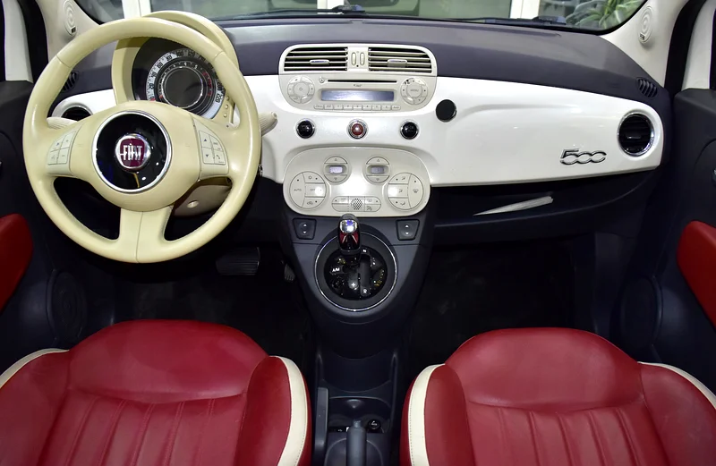 2015 Fiat 500 Lounge 4 Cylinders Engine White Red Hatchback GCC Specs