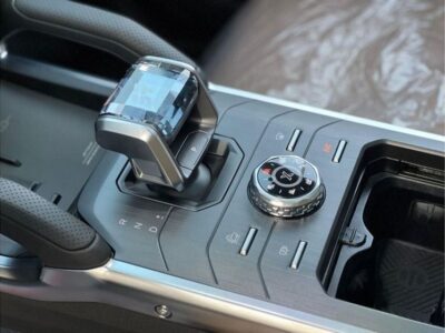 2024 Jetour T2 Std 2.0 litre 4 Cylinders Engine Automatic Black Tan SUV