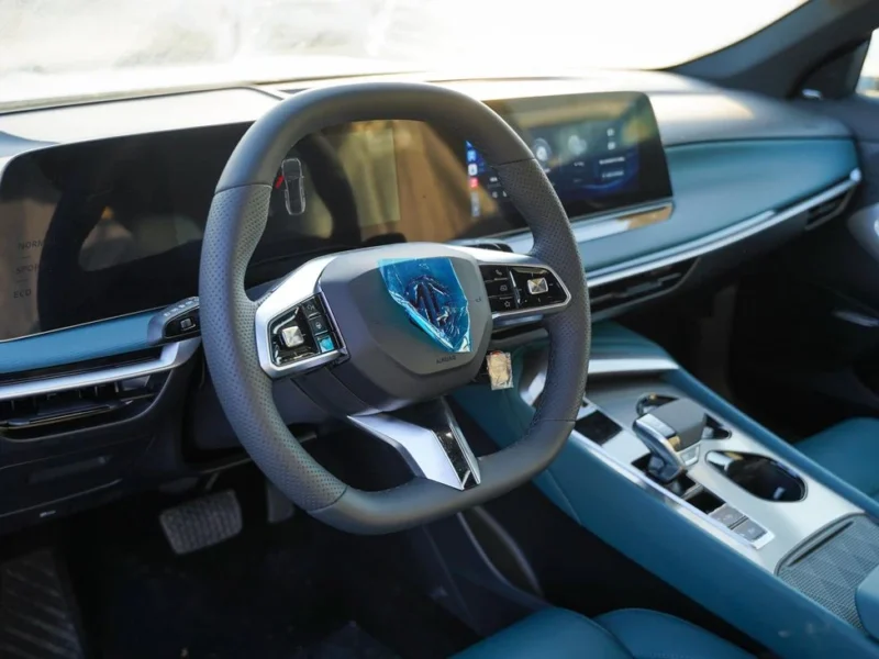 2025 MG MG 7 4 Cylinders Petrol Engine White Green Sedan GCC Specs