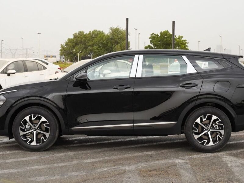2025 Kia Sportage Luxury 1.5L Turbo 4 Cylinders Engine Petrol Black Beige SUV