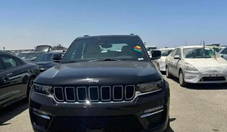 2024 Jeep Grand Cherokee 3.6 litre V6 Engine Petrol Black Beige SUV