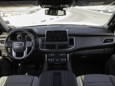 2024 GMC Yukon SLE XL 5.3L V8 engine Black Grey SUV GCC Spec