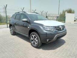 2023 Renault Duster 1.6 litre 4 Cylinder Engine Grey Black SUV