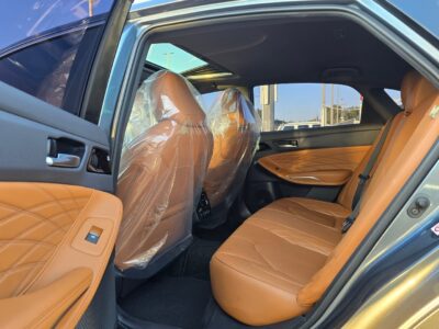 2019 Toyota Avalon Limited 3.5-liter V6 Engine Grey Tan Sedan FWD