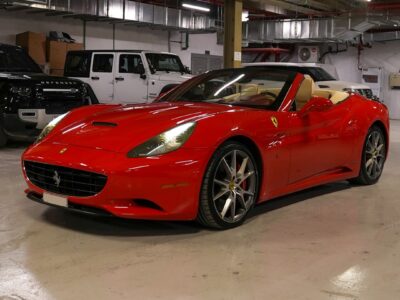 2009 Ferrari California 4.3-liter V8 Engine Red Beige Hardtop Convertible