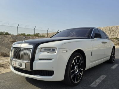 2015 Rolls-Royce Ghost 6.6L Twin-Turbocharged V12 White Tan Luxury Sedan