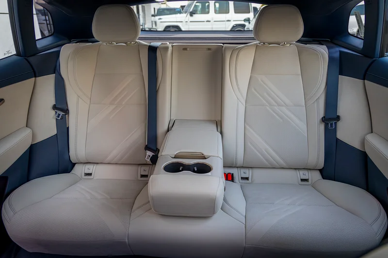 2024 Zeekr 001 Other White Black Sedan Electric Car 550 - 650 KM GCC Specs