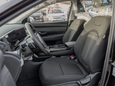 2025 Hyundai Tucson Hyundai 2025 L 1.5T 4 Cylinders Elite White Black SUV