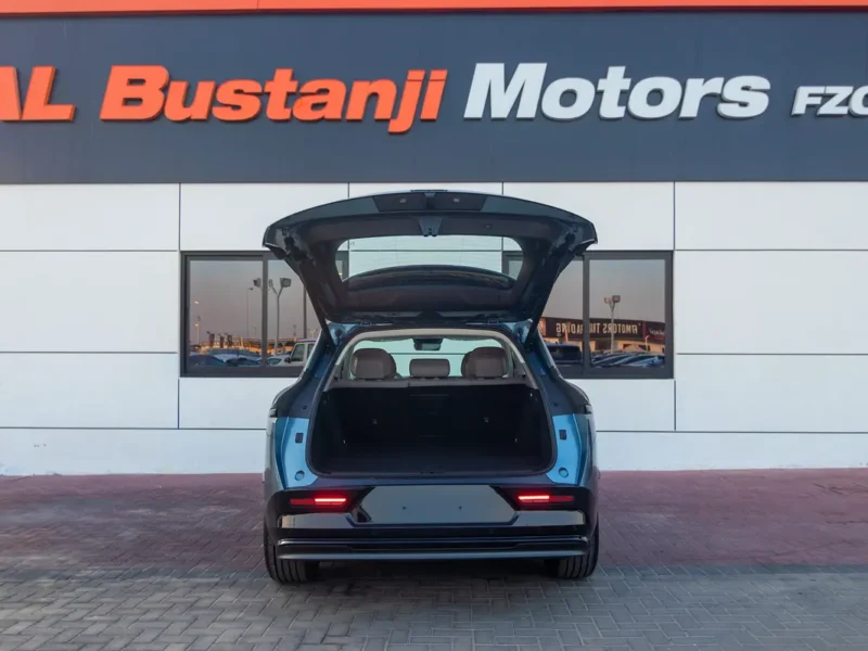 2026 Zeekr 7X Long Range Blue White SUV RWD Electric Car 550 - 650 KM