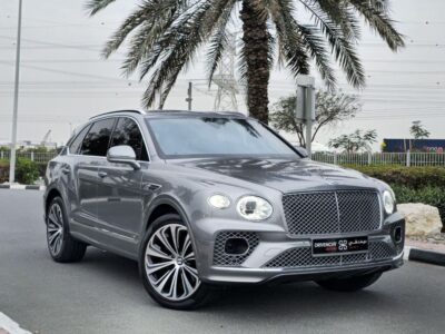 2021 Bentley Bentayga FIRST EDITION 8 Cylinder Engine Grey Beige SUV
