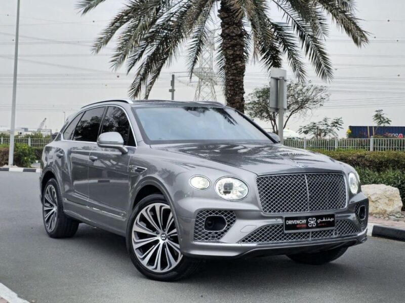 2021 Bentley Bentayga FIRST EDITION 8 Cylinder Engine Grey Beige SUV