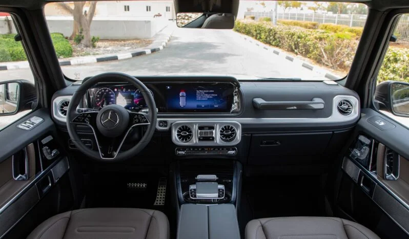 2025 Mercedes-Benz G 500 ADVENTURE 3L GCC Specs Brown SUV