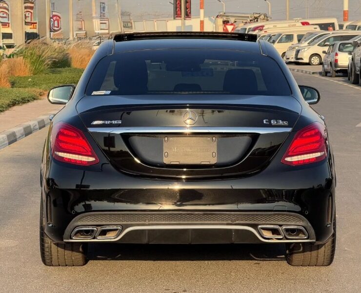 2017 Mercedes-Benz C63S AMG 4.0 Liters V8 Engine Black Red Sedan RWD