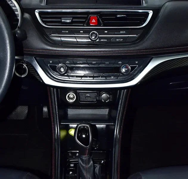 2023 JAC S3 Luxury 4 Cylinders Engine Grey Black Crossover GCC Specs