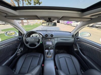 2006 Mercedes-Benz CLK350 3.5 Litres V6 Engine Silver Black Coupe RWD