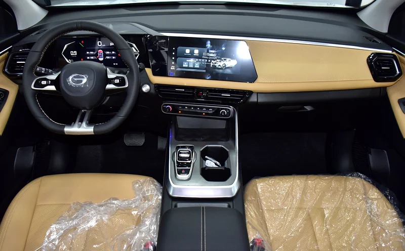 2026 GAC EMZOOM GL Plus 4 Cylinder Engine Petrol White Beige Crossover