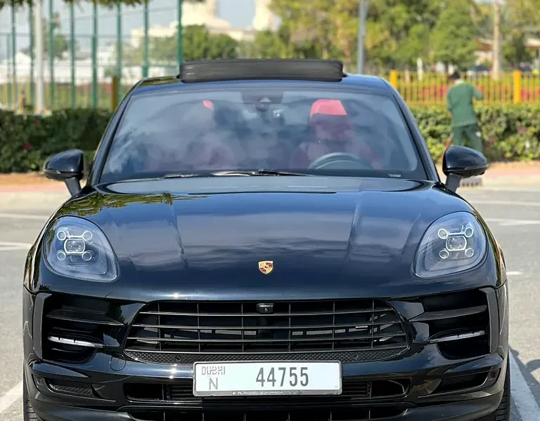 2020 Porsche Macan Standard 4 Cylinders Engine Black Red SUV GCC Specs