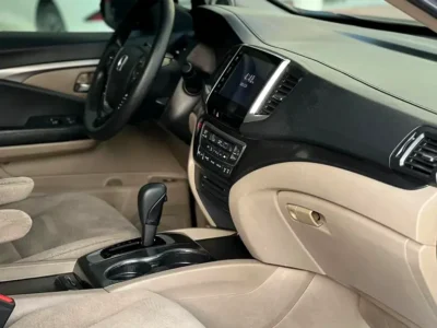 2018 Honda Pilot EX 6 Cylinders Engine Black Beige SUV GCC Specs