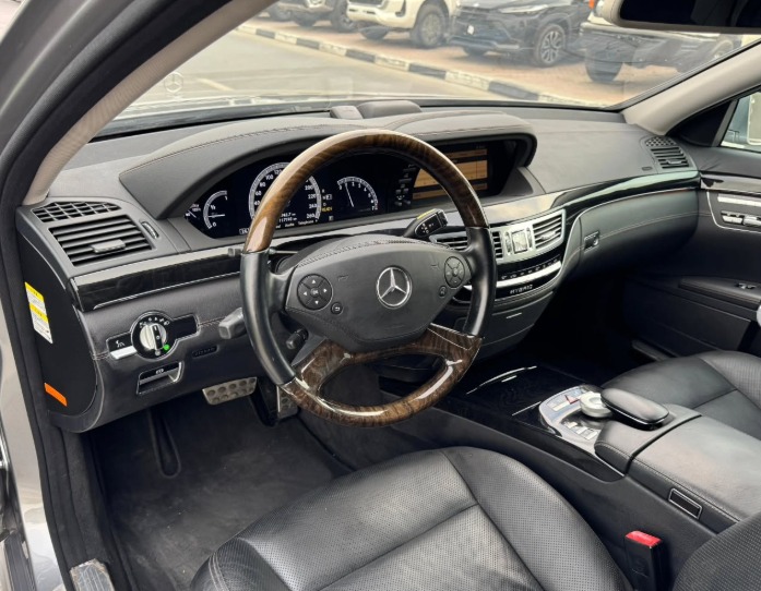 2012 Mercedes-Benz S400L AMG Package 3.5L V6 Engine Grey Black Sedan RWD