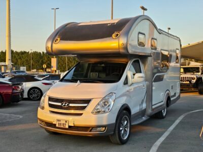 2014 Hyundai Starex 2.5L 4-cylinder Engine White Brown Van Korean Specs