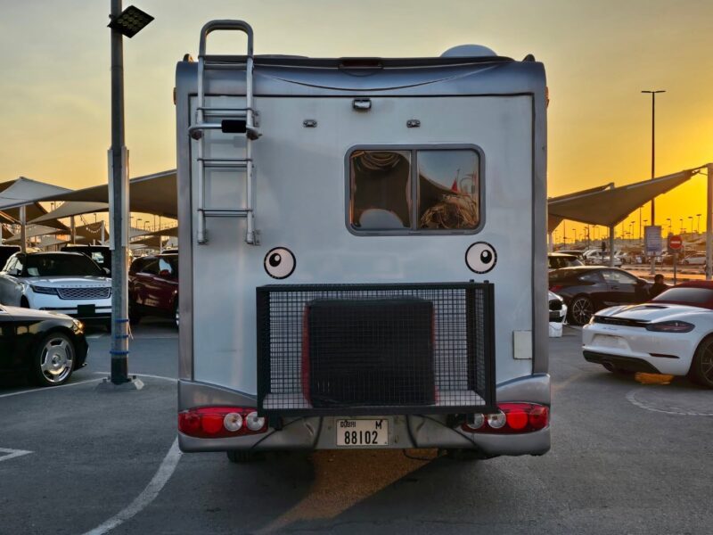 2014 Hyundai Starex 2.5L 4-cylinder Engine White Brown Van Korean Specs