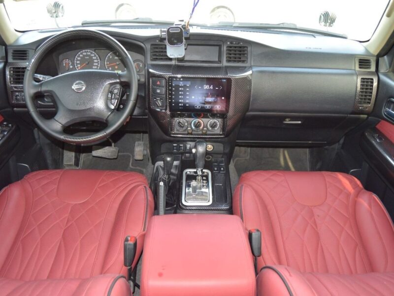 2022 Nissan Patrol Safari Safari SV 4.8L Liters 6 Cylinders Engine White Red SUV