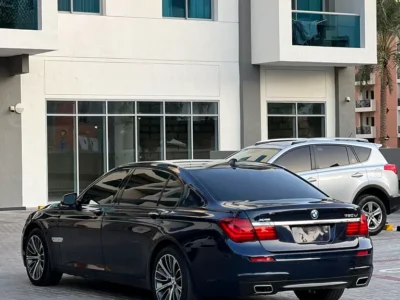 2014 BMW 7-Series 750i Exclusive 8 Cylinders Engine Blue Tan Sedan