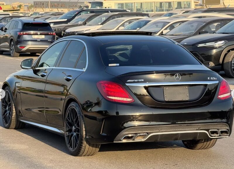 2017 Mercedes-Benz C63S AMG 4.0 Liters V8 Engine Black Red Sedan RWD