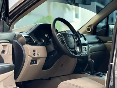 2018 Honda Pilot EX 6 Cylinders Engine Black Beige SUV GCC Specs