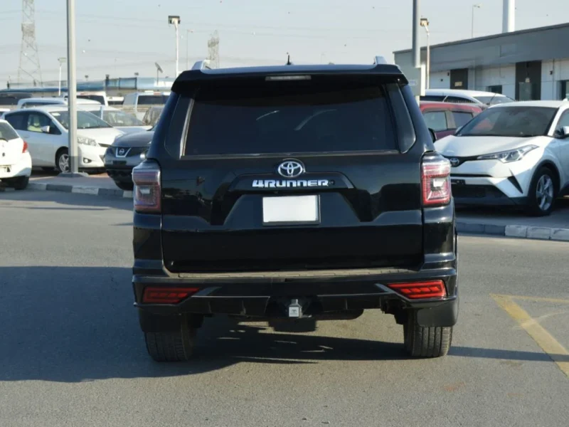 2018 Toyota 4Runner 4.0 Liters V6 Petrol Engine Black Grey SUV AWD