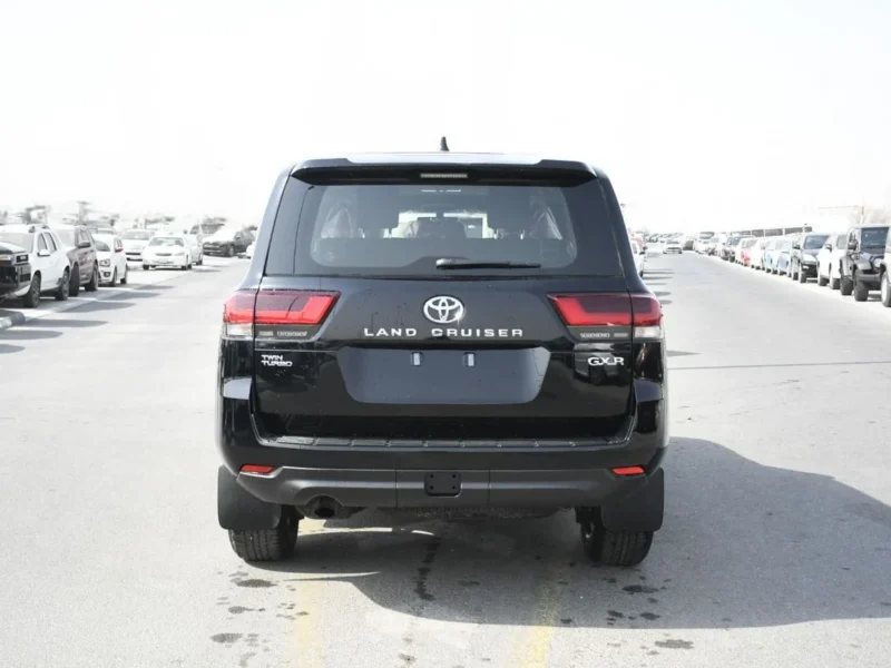 2025 Toyota Land Cruiser 3.5L Twin Turbo Basic Option Black SUV GCC Specs