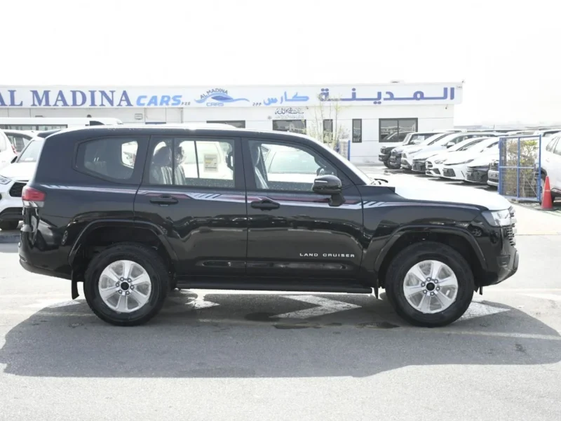 2025 Toyota Land Cruiser 3.5L Twin Turbo Basic Option Black SUV GCC Specs