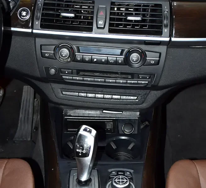 2013 BMW X5 xDrive35i 6 Cylinders Engine White Tan SUV GCC Specs