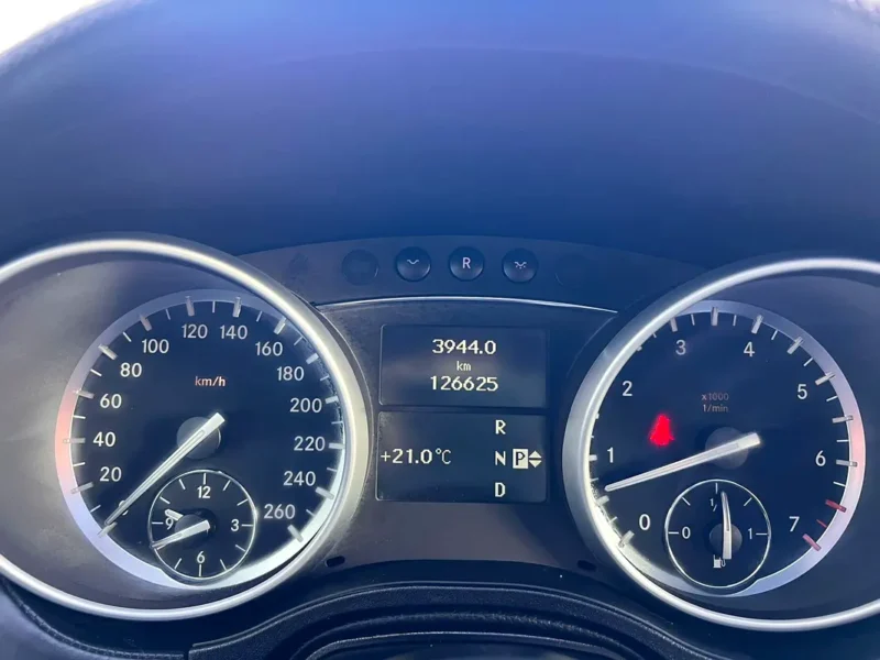 2012 Mercedes-Benz GL-Class GL 550 8 Cylinders Engine Black SUV 4WD