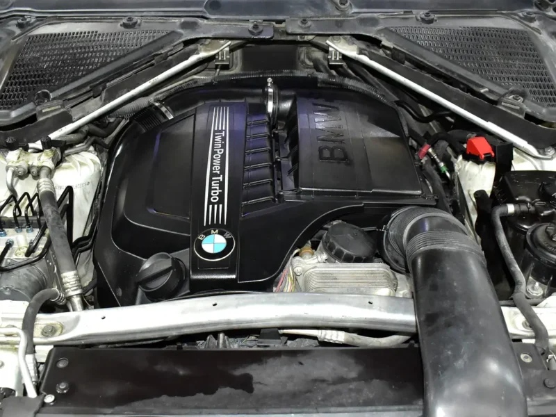 2013 BMW X5 xDrive35i 6 Cylinders Engine White Tan SUV GCC Specs