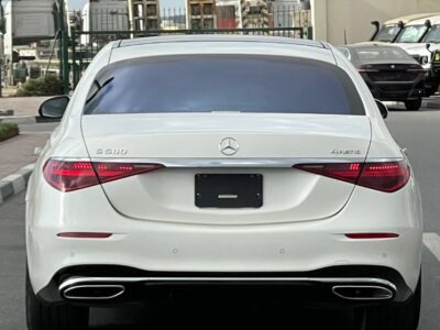 2022 Mercedes-Benz S580L 4.0 Liters V8 Petrol Engine White Black Sedan AWD