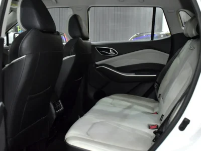 2023 JAC JS4 TURBO 4 Cylinders Engine White Beige Crossover GCC Specs