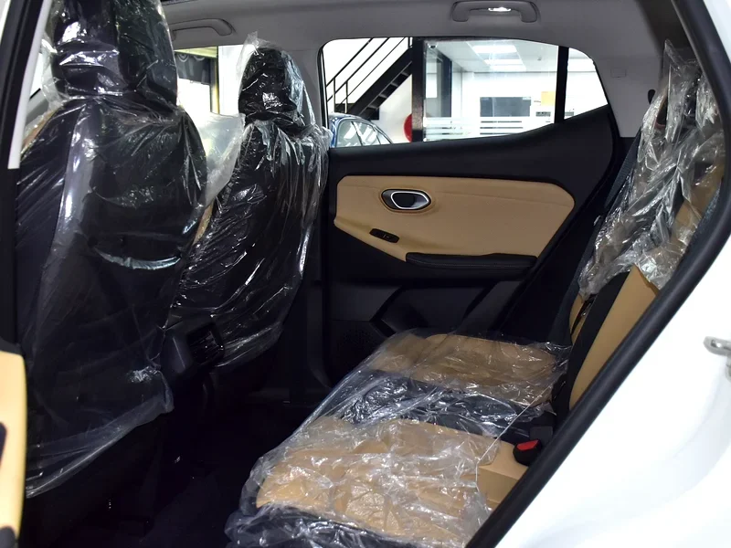 2026 GAC EMZOOM GL Plus 4 Cylinder Engine Petrol White Beige Crossover