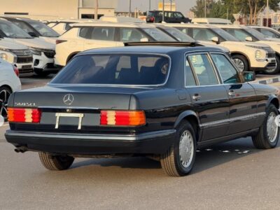 1991 Mercedes-Benz 560SEL 5.6 Liters V8 Engine Black Sedan RWD Clean Title
