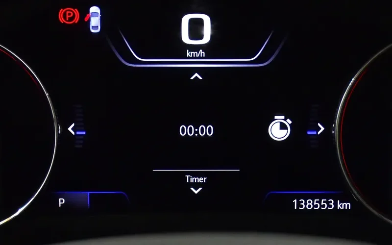 2019 Chevrolet Malibu Premier 4 Cylinders Engine White Beige Sedan GCC Spec