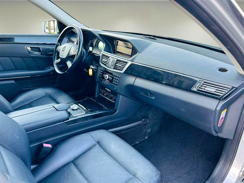 2010 Mercedes-Benz E-Class E 350 6 Cylinders Engine Silver Black Sedan