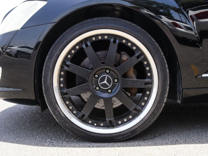 2006 Mercedes-Benz S500 5.0L V8 Cylinders Engine Black Sedan