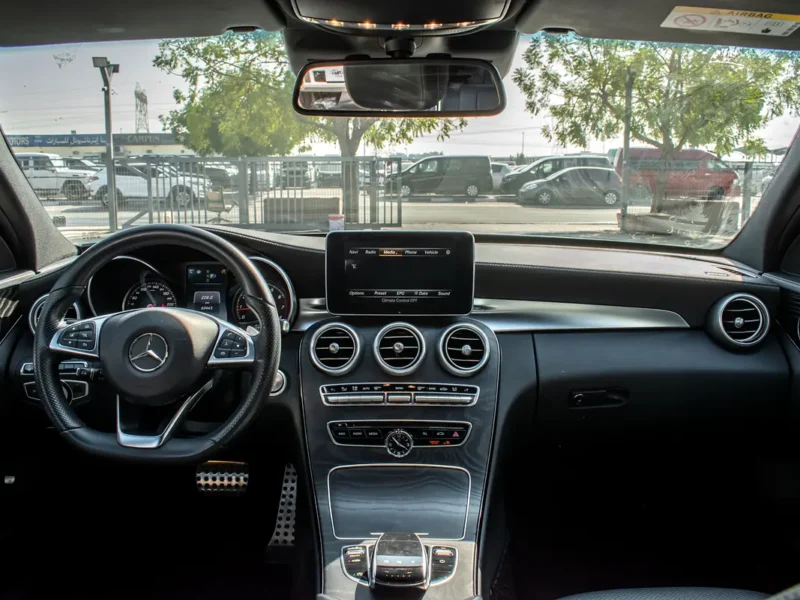 2016 Mercedes-Benz C-Class C200 4 Cylinder Engine White Black Sedan