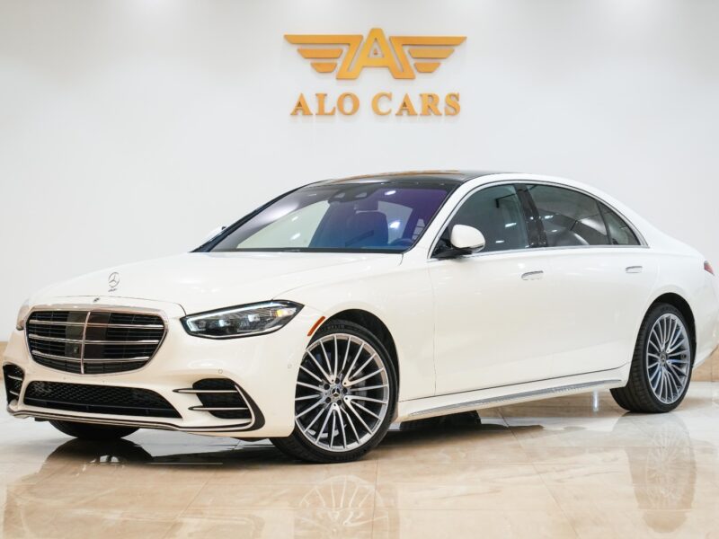 2021 Mercedes Benz S580 4.0 litre V8 Engine White Black Sedan