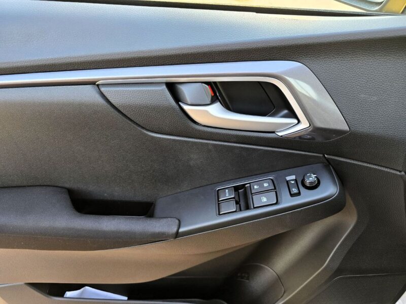 2026 Isuzu DMax SINGLE CAB MANUAL DIESEL ENGINE 1.9 TURBO Silver Black