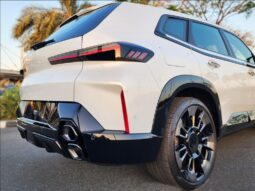 2024 BMW BMW XM Hybrid 4.4L Twin-Turbocharged V8 Engine White Red SUV