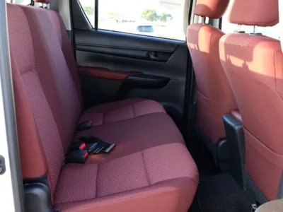 2025 Toyota Hilux Double Cab 2.7 litres 4 Cylinders Engine Petrol White Red